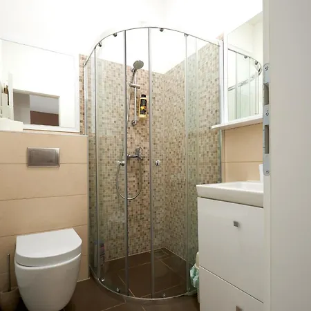 Central Inn Apartments Sarajevo * 塞拉耶佛